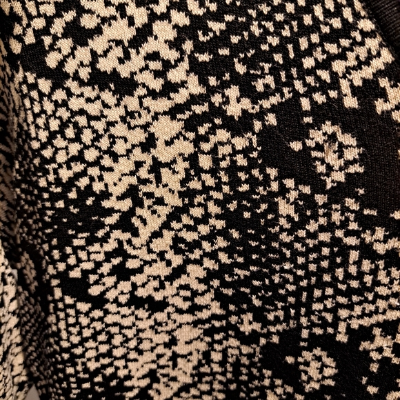 Nanette Lepore V-Neck Snake Print Sweater Dress Cream & Black Large New - Picture 6 of 7